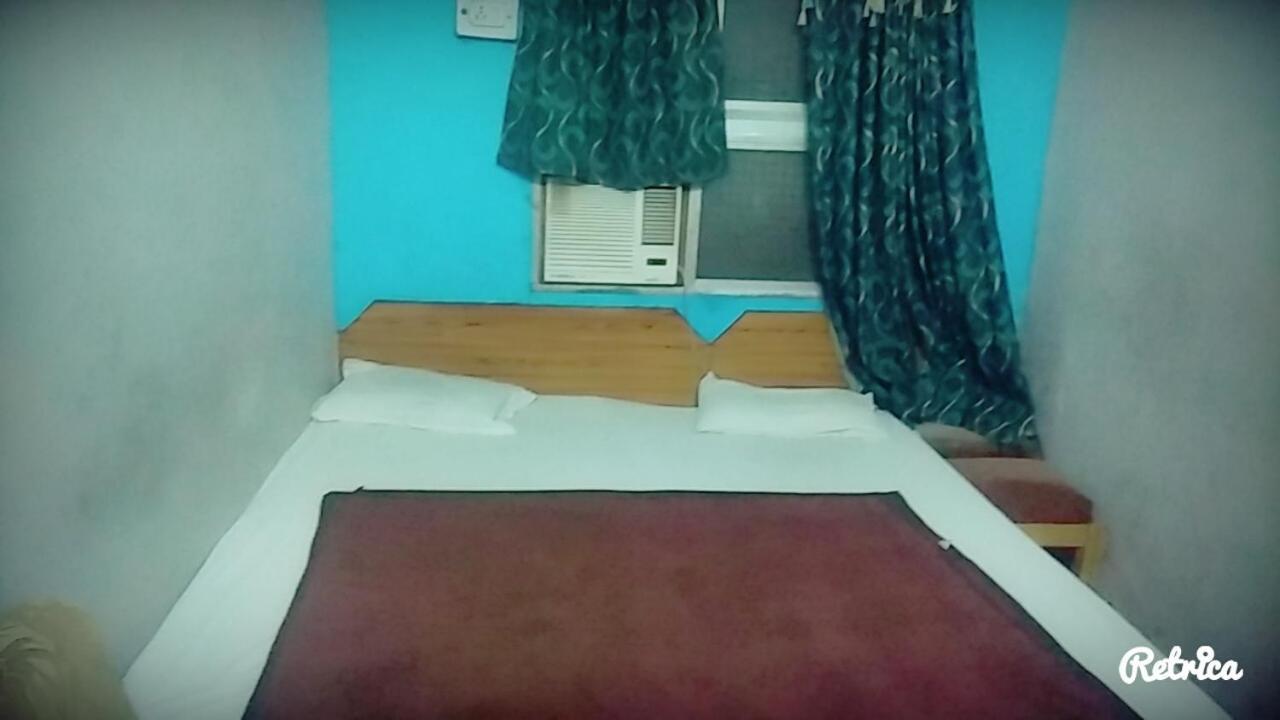 New Crown Hotel Indore Eksteriør billede