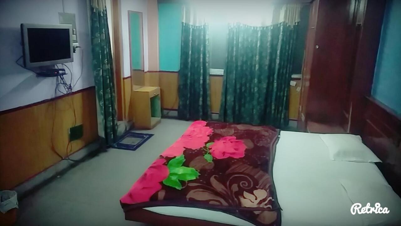 New Crown Hotel Indore Eksteriør billede